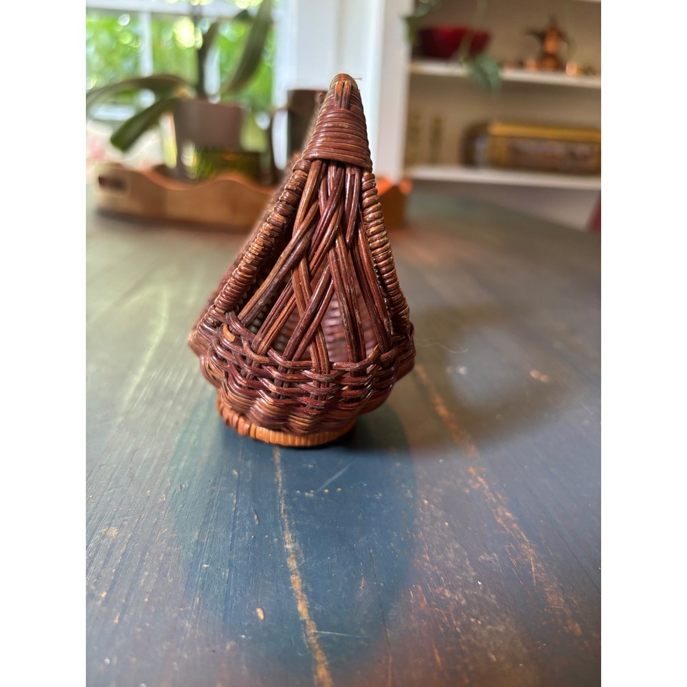 Vintage Miniature Wicker Bunny Basket Dark Brown Woven Rattan Easter Decor 5 in - Picture 4 of 9